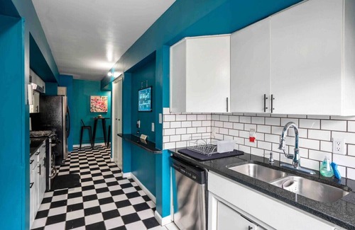 University Heights House | Gorgeous UNM/Nob Hill/Downtown PRIME location!🏠 MONTHLY STAYS AVAILABLE!