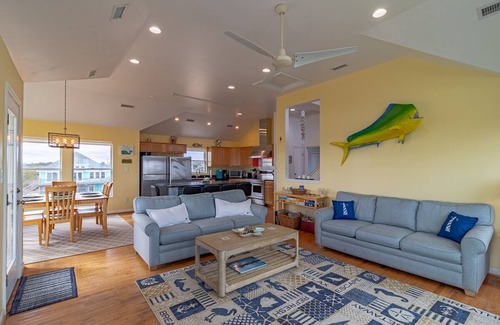 Corolla House | Gorgeous vacation rental in the secluded area of Carova NC!