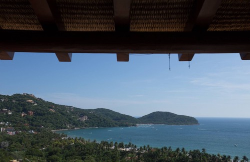 Ixtapa - Zihuatanejo Condo | Gorgeous View of LaRopa Beach