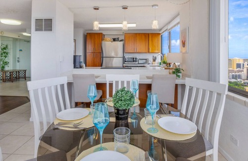 Waikiki Condo | Gorgeous views from every room, this 42 nd floor, 2-bedroom condo is very cozy.