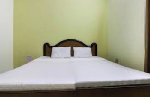Dehri-on-sone Hotel | Goroomgo Siddhartha Inn Dehri