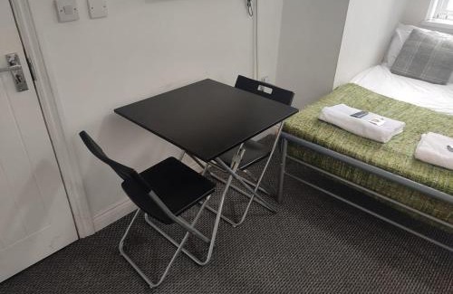 Coventry Apartment | Gosford Park Studio 7 - Coventry
