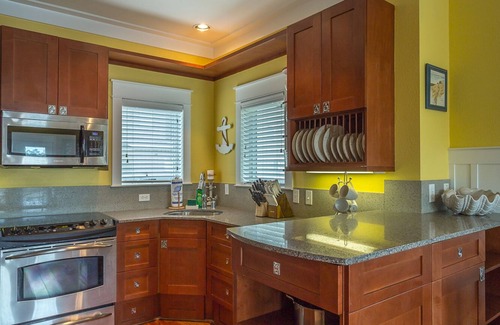 Carrabelle Condo | Gotta Catch A Phish! 1BR/2BA Condo at Pirate's Landing! Special!