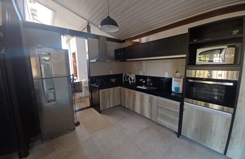 Manguinhos House | Gourmet house 100m from the sand