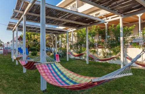 Kato Gouves Hotel | Gouves Bay Hotel is a summer holiday paradise in Gouves.