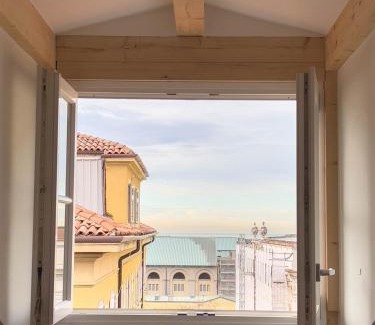 Citta Nuova-Barriera Nuova-San Vito-Citta Vecchia Apartment | Gozzi 4 Tirabora Short Rent