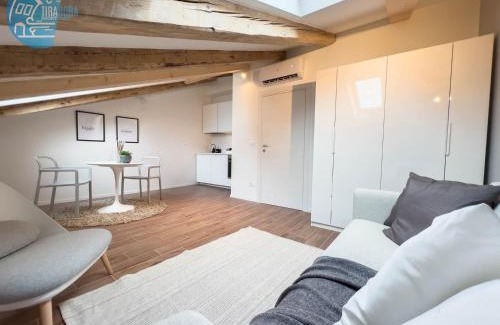 Citta Nuova-Barriera Nuova-San Vito-Citta Vecchia Apartment | Gozzi 4 Tirabora Short Rent