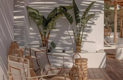 Antiparos House | Antiparos Cycladic Luxury Villa "Lev" - 300m from beach - Concierge + staff of 2