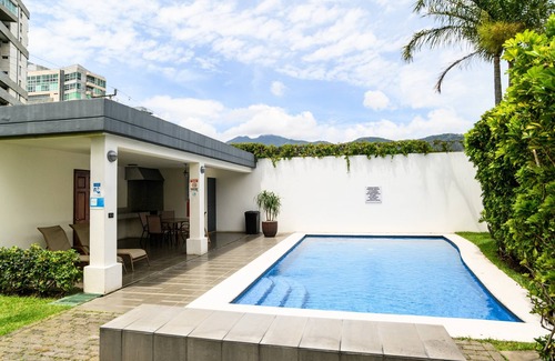 Escazu Apartment | GR3AT Location! Apartment in Tr3jos MonteAlegre