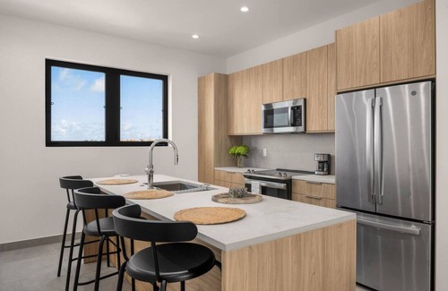 Grace Bay Apartment | Grace Bay Ocean Views, Walk to Shops! Z-B301