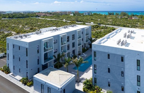Grace Bay Apartment | Grace Bay Ocean Views, Walk to Shops! Z-B301