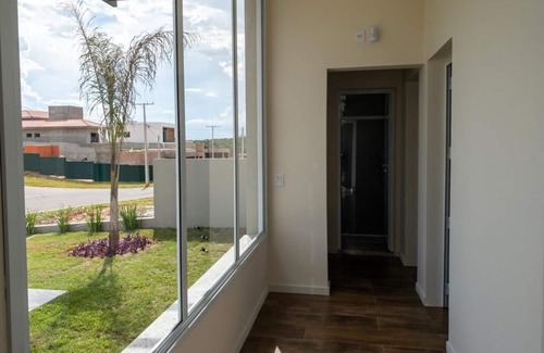 Paranapanema Cottage | Graciosa House - Swimming Pool with Reservoir View - Riviera XIII