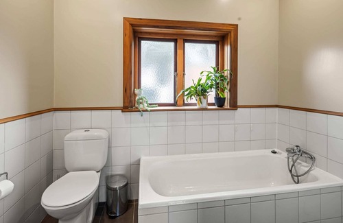 Wellington House | Gracious Retreat in the Heart of Wellington