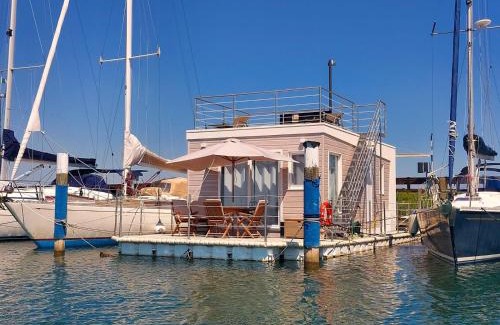 Grado House | Grado Floating Resort