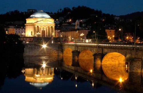 Borgo Po Apartment | Gran Madre view Apartment -Torino