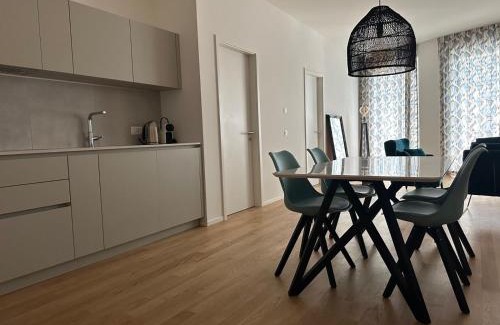 Veytaux Apartment | Grand Appartement Lumineux - STELLA Loft - À deux pas du Lac Léman
