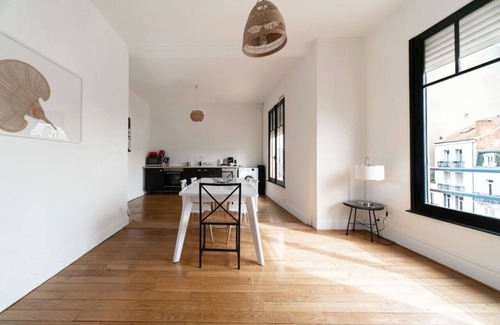 Cœur de Ville Apartment | Grand Appartement lumineux en centre-ville