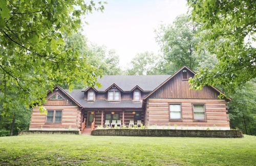 Nashville House | Grand Cabin