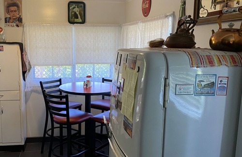 Williams House | Grand Canyon Williams Getaway Guesthouse