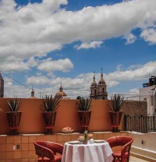 Tepatitlan de Morelos Hotel | Grand Casa Naranjos, Hospedaje Alteño