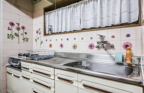 Hiroo House | Grand Central location! Meiji House, 3Rm-8guests,2min walk/Hiroo Stn,WIFI,Netflx