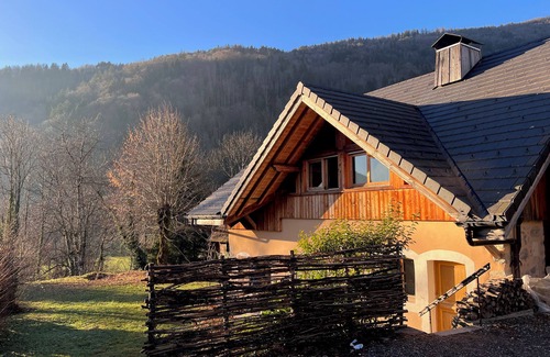 Dingy-Saint-Clair Ski Chalet | Grand Chalet Plein de Charme, Proche D'annecy et du Lac, au Pied du Parmelan