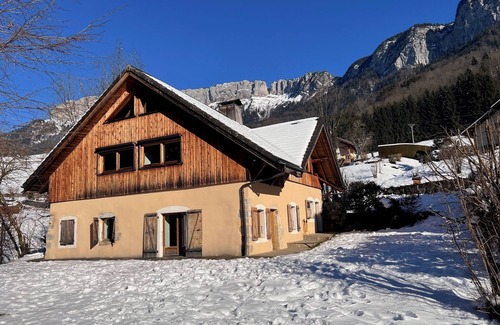 Dingy-Saint-Clair Ski Chalet | Grand Chalet Plein de Charme, Proche D'annecy et du Lac, au Pied du Parmelan