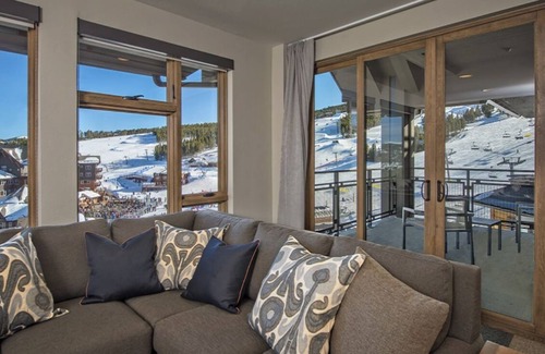 Boulder Ridge Resort | Grand Colorado at Peak 8 Luxury Resort Ski-in Ski-out 3 Bedroom/4 Bath Condo