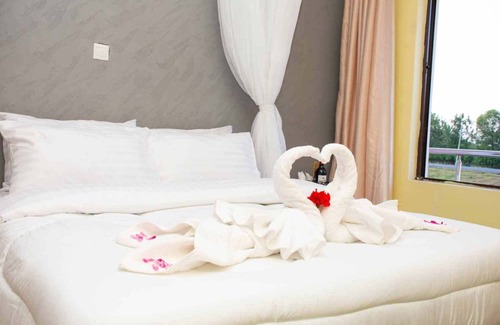 Ahero Hotel | Grand Forty Hotel