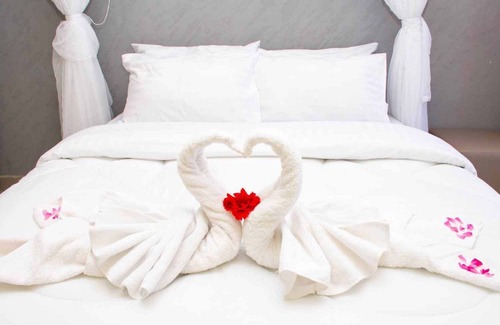 Ahero Hotel | Grand Forty Hotel