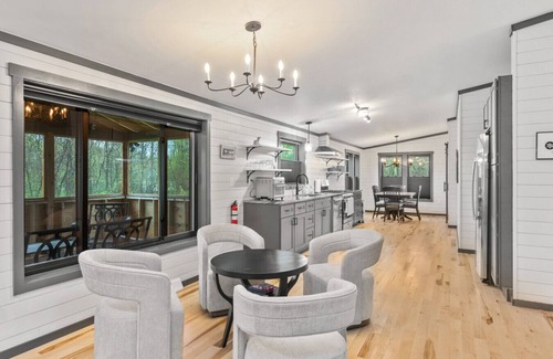Grand Isle House | Grand Isle Getaway on Lake Champlain