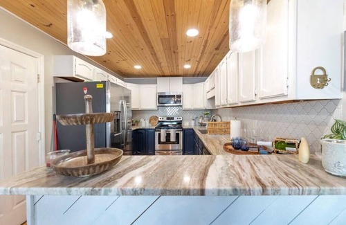 Cook Springs House | Grand Lake Escape: Serenity Meets Space