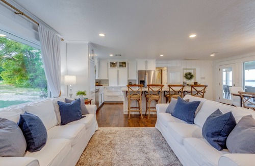 Tia Juana House | Grand Lakefront Oasis with boat dock. Minutes to boat ramps and off-roading