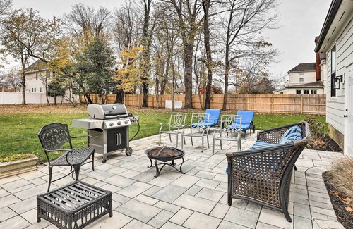 Long Branch House | Grand Long Branch Home: 1 Block to Beach!