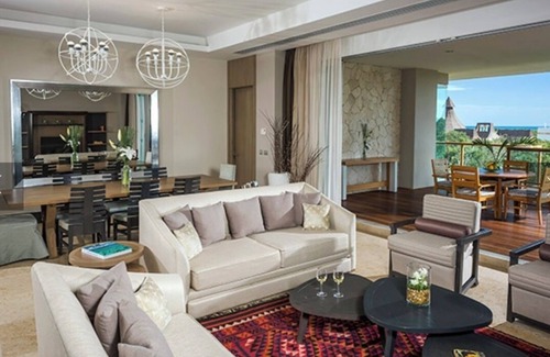 Villa Juarez House | GRAND LUXXE THREE BEDROOM SPA SUITE