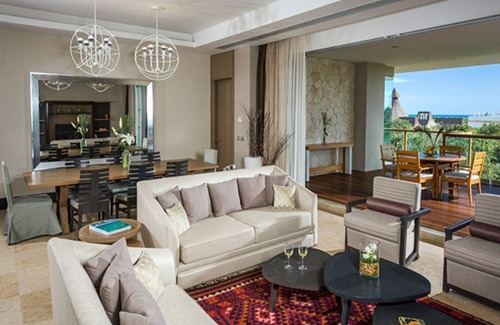 Villa Juarez Resort | GRAND LUXXE THREE BEDROOM SPA SUITE