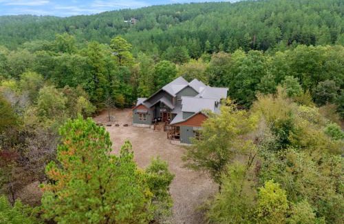 Broken Bow House | Grand Marquee