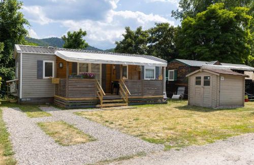Munster Ski Chalet | Grand Mobil Home 6 personnes climatisé avec 3 chambres et 2 salles de bains à Munster en Alsace