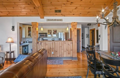 Foscoe Condo | Grand Oaks B6- Mountain Condo, Gated Resort, Indoor/Outdoor Pools and Hot Tub, Fitness Area, Fish.