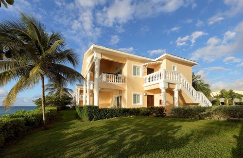 Lucea Hotel | Grand Palladium Lady Hamilton Resort & Spa All Inclusive