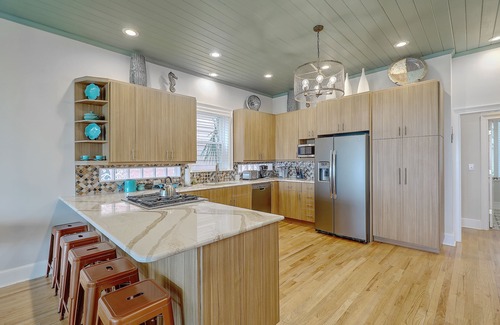 Isle of Palms House | Grand Pavilion 15 - Oceanfront Home! GP Pool Pass!