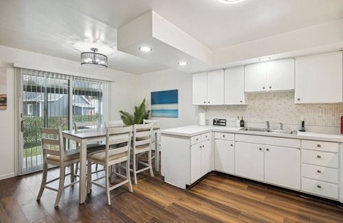 Michigan City House | Grand Reunion House/Hot Tub/Pet Friendly