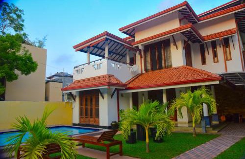 Negombo House | Grand Royal Villa Negombo