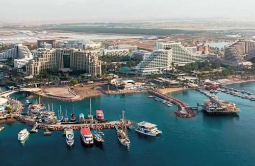 Negev Desert Boat Rental | Grand SeaSuite Duplex Suite on the Water + Attached Car