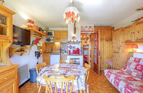 Montclar Apartment | Grand studio terrasse plein sud vue station
