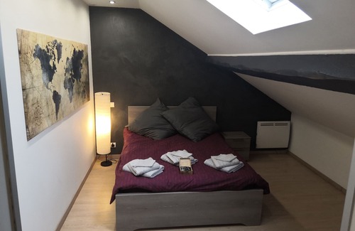 Aix-les-Bains City Center Apartment | Grand T2 45m2 Rénové vue Dégagée Centre Ville