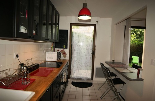 Centre Sud Apartment | Grand T2 of 59m with private garden and parking in the historic center Dijon