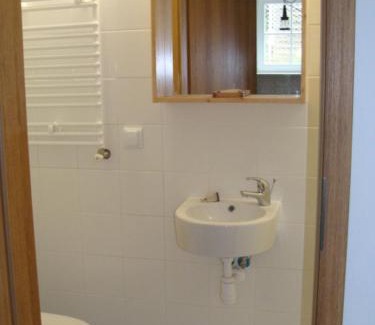Kamienna Gora Bed & Breakfast | Grand Tulipan