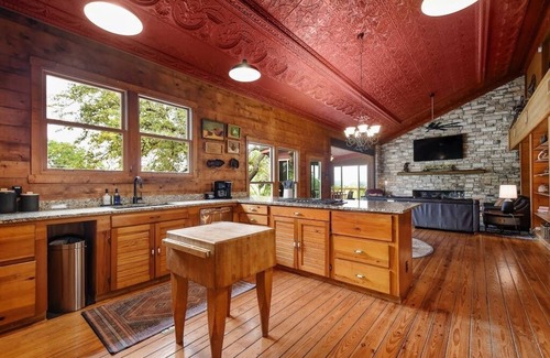 Wimberley House | Grand View Escape-360 Degrees of AMAZING VIEW! Pool, Hot Tub, Game Room