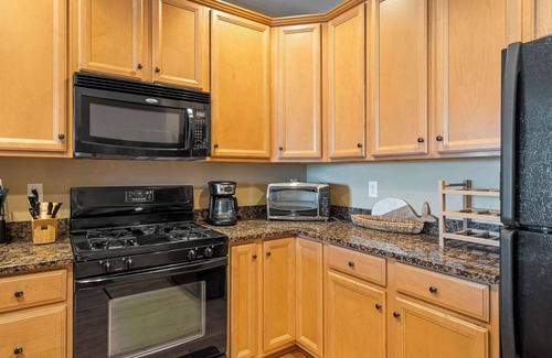 Rehoboth Beach Condo | Grande at Canal Retreat – Great Area in Rehoboth!
